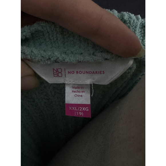 Fringe sweater - Picture 2 of 3